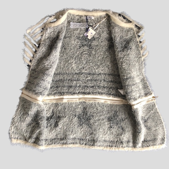 Girls Sweater 14 years - Picture 3 of 16